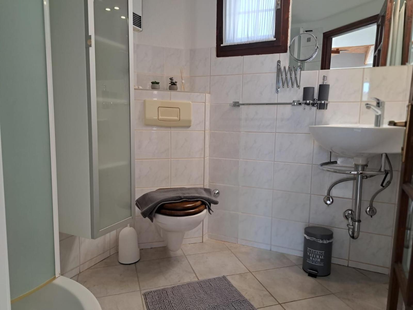 Villa Apartments Oliva เซเกต วรันยีชา ภายนอก รูปภาพ