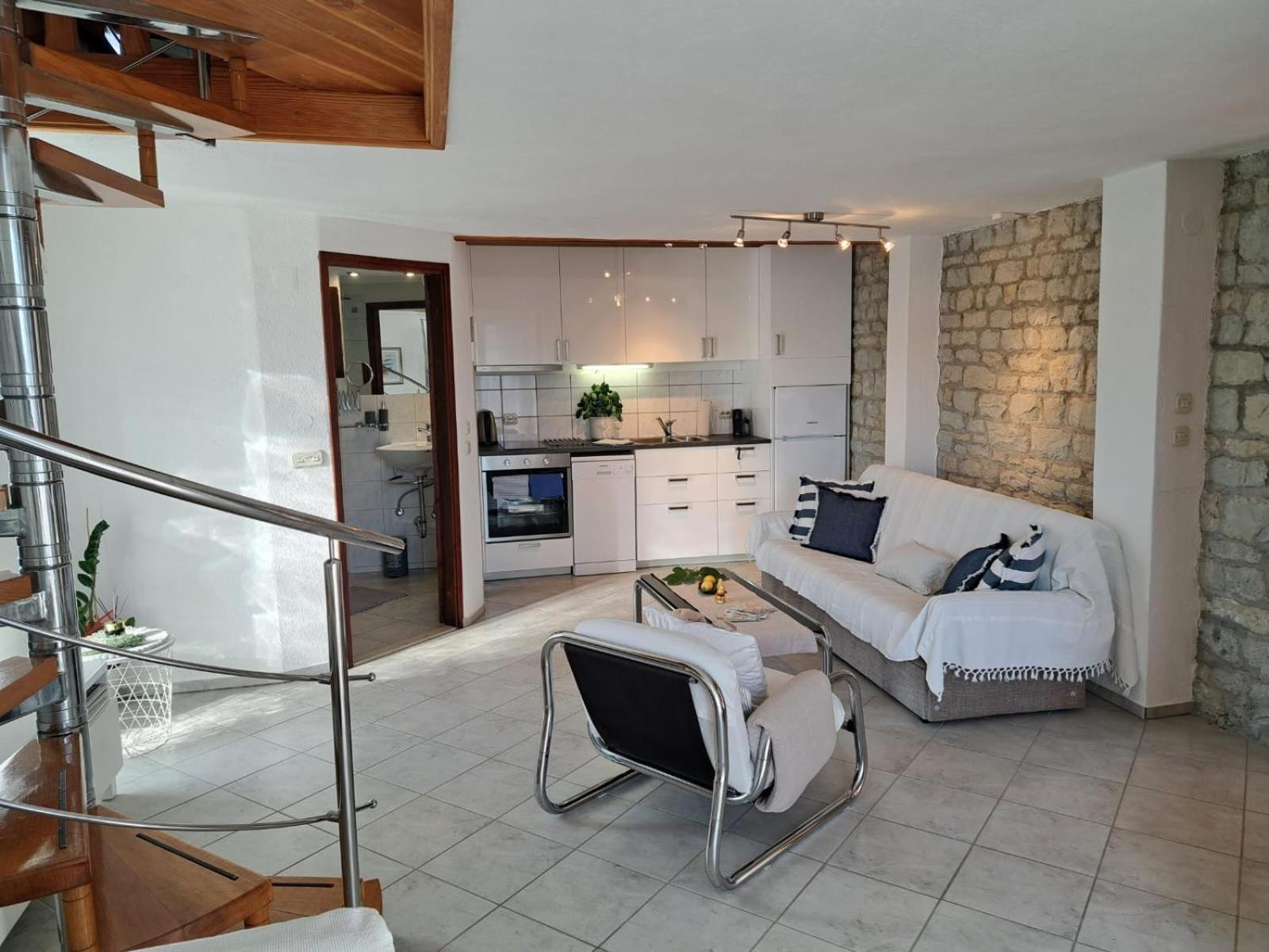 Villa Apartments Oliva เซเกต วรันยีชา ภายนอก รูปภาพ